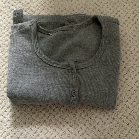 Grey Urban outfits Crop Shirt - Picture 2 of 2